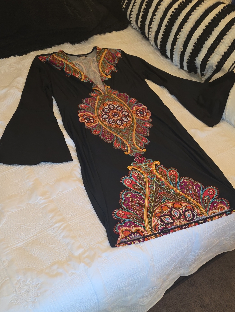 VENUS Black Midi Dress with Multicolor Paisley Print